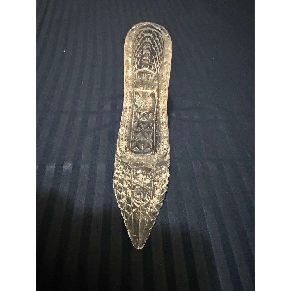 Vintage Clear Pressed Glass Slipper Figurine Cinderella Shoe Ring Holder Decor